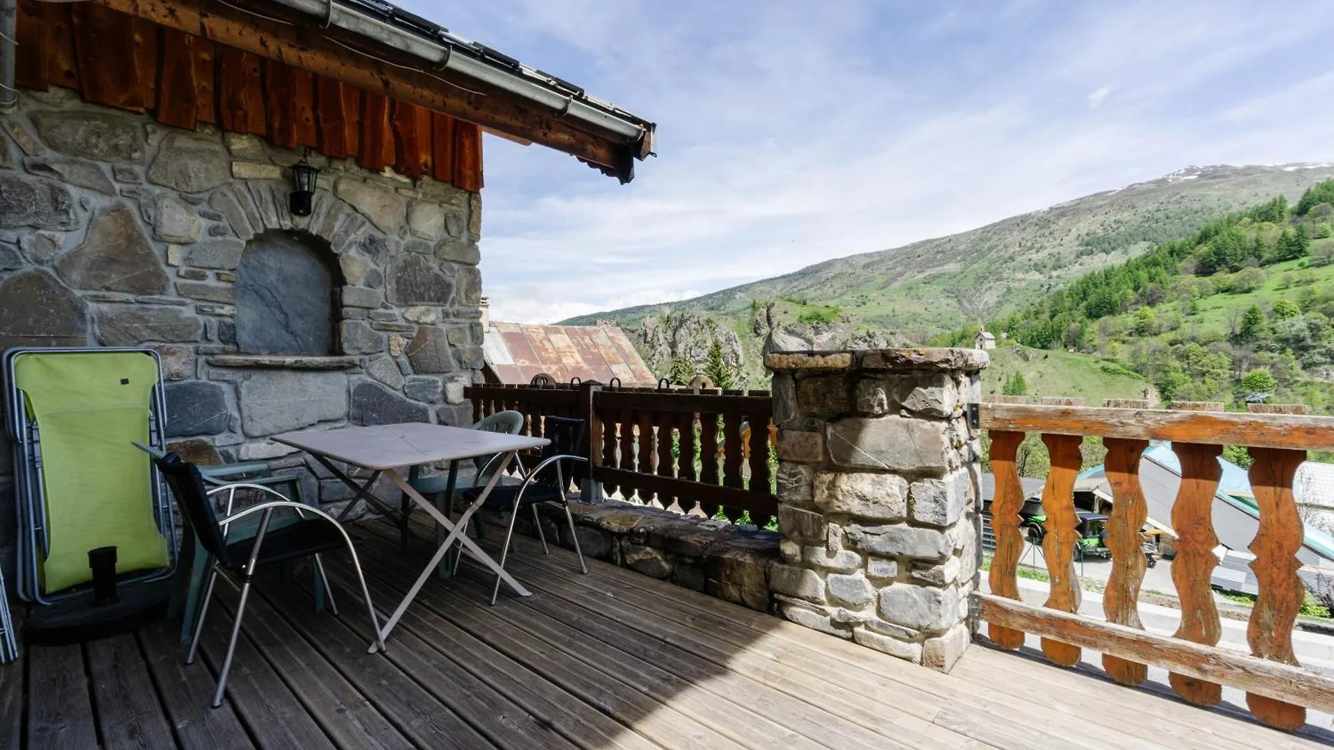 Primevere Valloire 0*,
